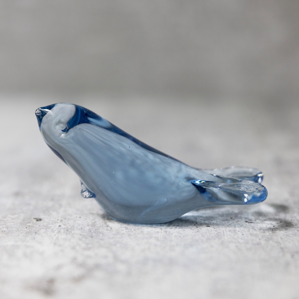 Glass seal figurine blue unmarked 4.5 inches long